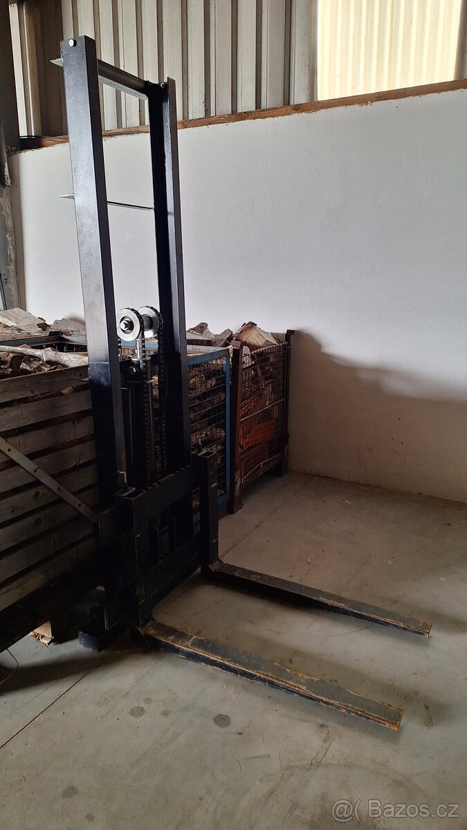 paletizační vidle Šálek - 18