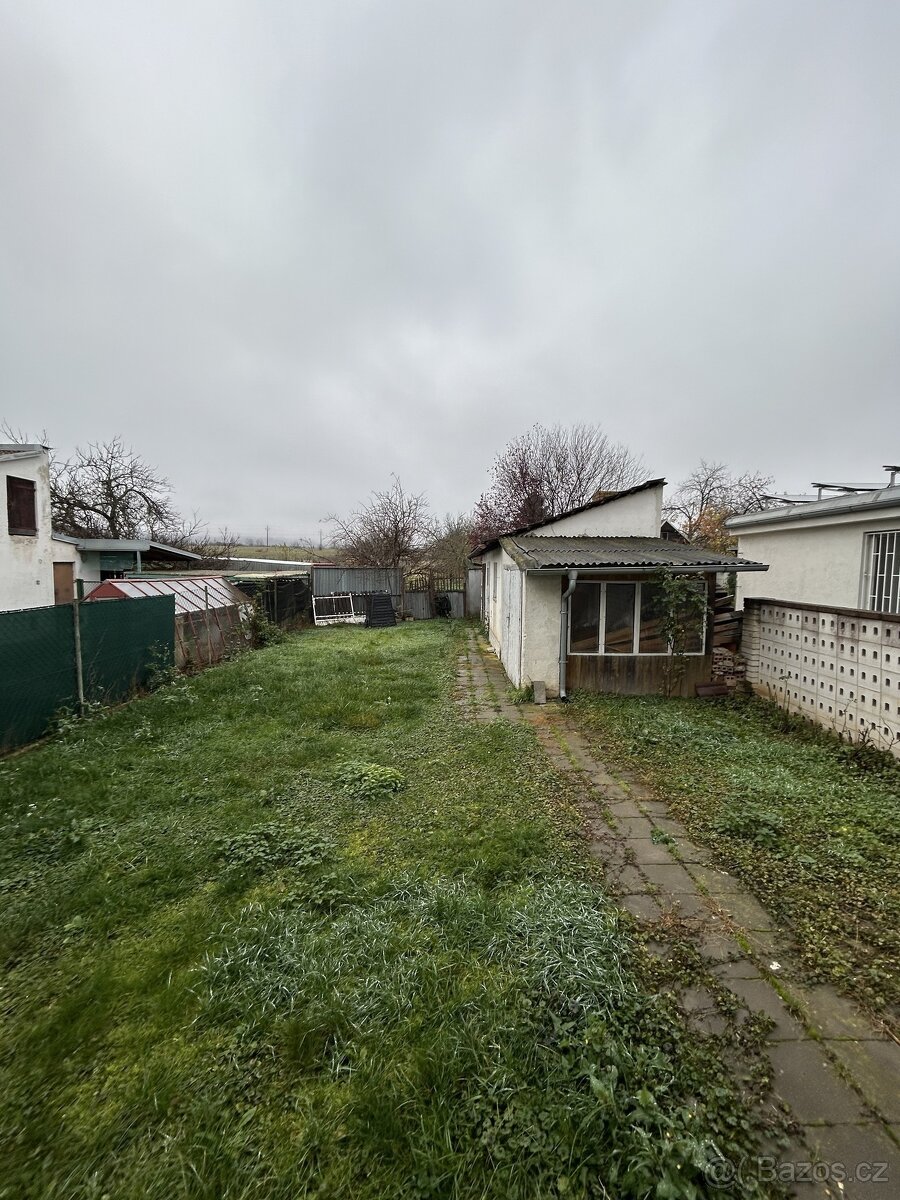 Prodej vyčleněné bytové jednotky v RD s parkovacími místy a - 18