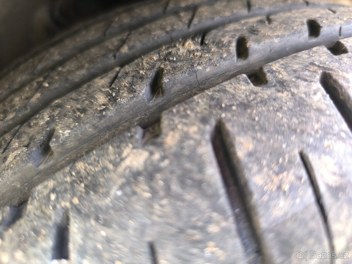 Audi A4, 4X4,30TDI,MANUÁL,KRÁSNÁ,SERVIS - 18