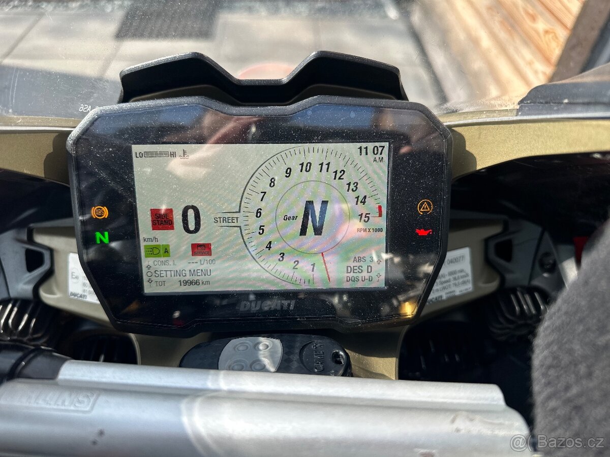 Ducati Panigale V4S (MY2018) - 18