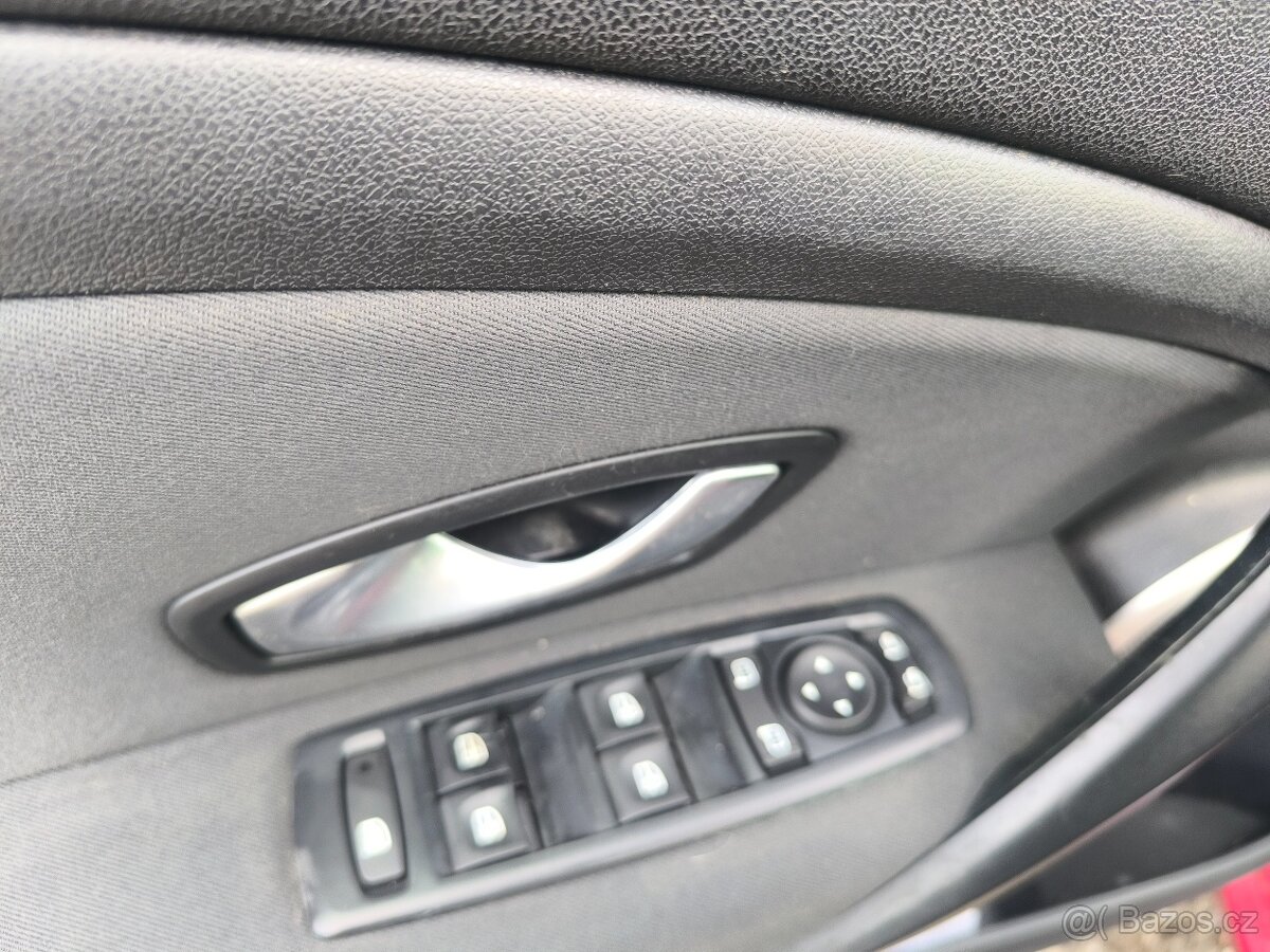 Renault Mégane, KRÁSNÝ,VÝBAVA,95TKM,SERVISKA - 18