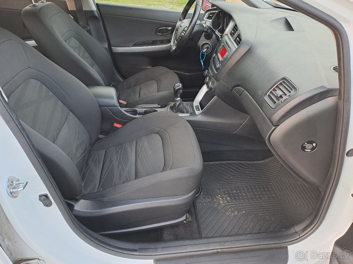 Kia Ceed 1,6 CRDI, 100 kW, SW, - 18