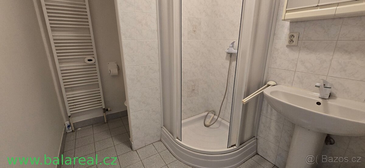 Prodej rodinného domu 8+1 s terasou a zahradou CP 355 m2 , S - 18