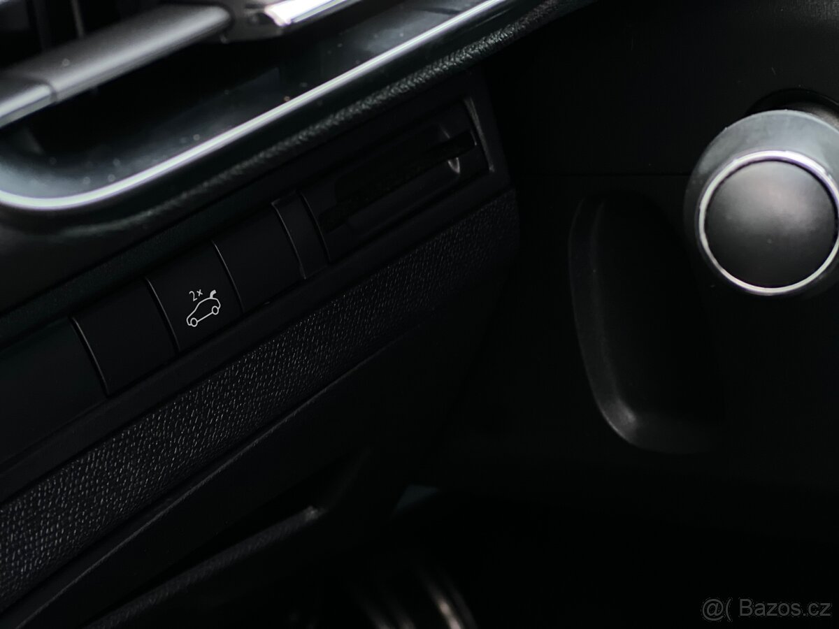 Peugeot 5008 GT-Line 7 míst - 18