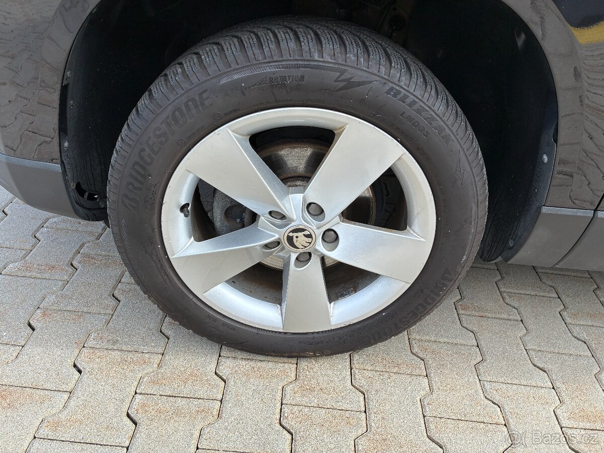 Škoda Karoq 1.6TDi 85kW STYLE DSG TAŽNÉ DPH ČERNÁ METALÍZA - 18