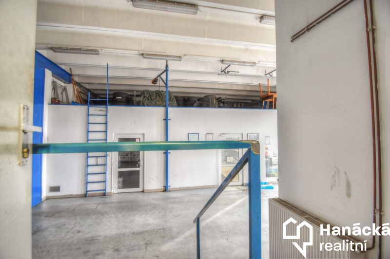 Prodej nebytových prostor a pozemků v... - 18