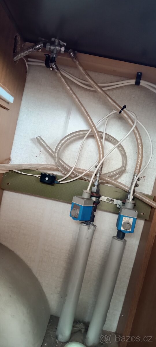 Hobby LandHaus karavan - 18