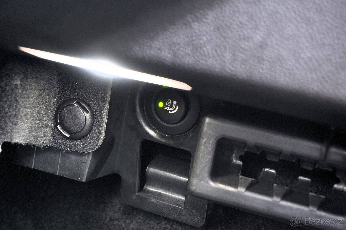 BMW X4 20d xDrive 140 kW, Tažné, Panorama, ACC, HUD - 18