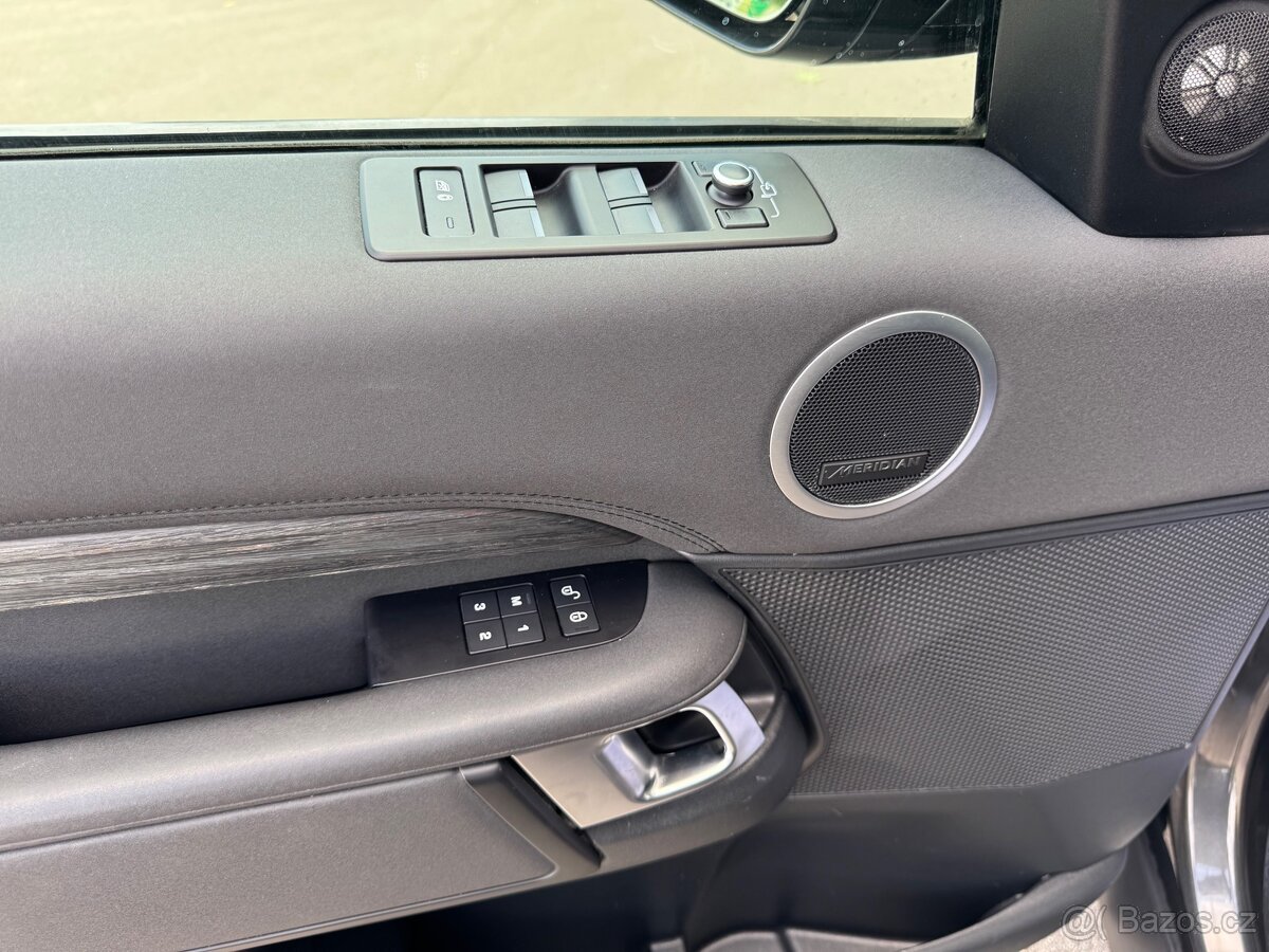 Land Rover Discovery 3.0 TDV6 AWD HSE ČR DPH - 18