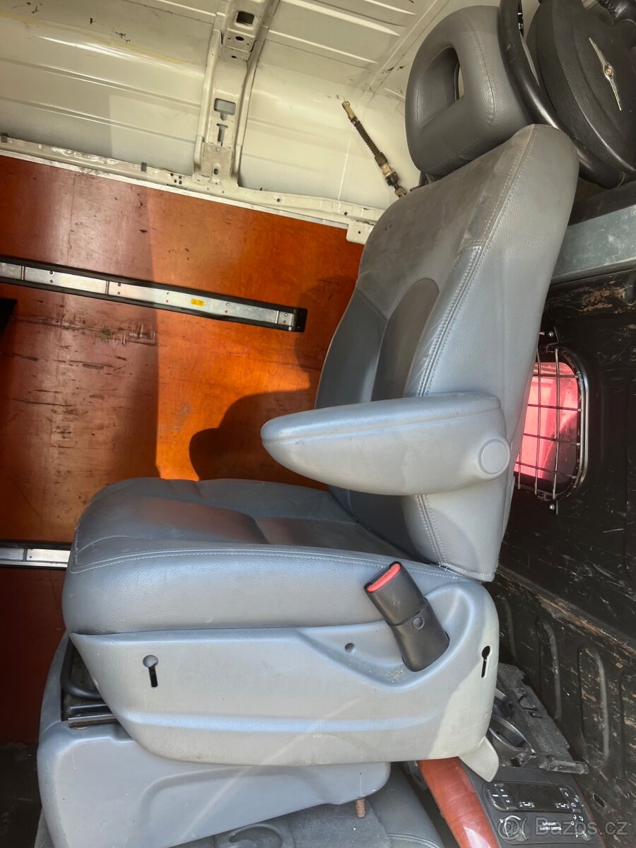 Chrysler voyager 2,8 TD ND r.v. 2005 - 18