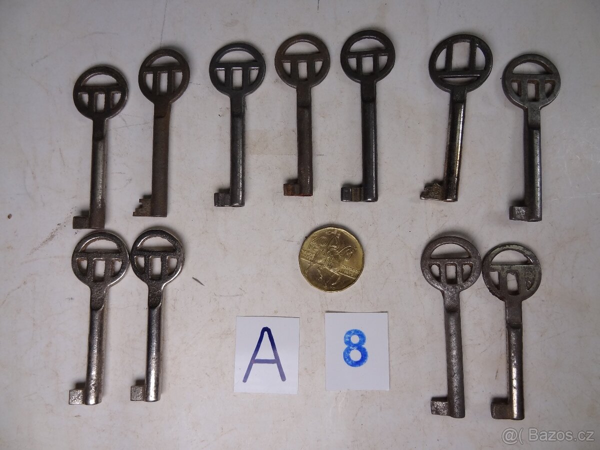 Staré klíče. Sbírka. Velké množství. - 18