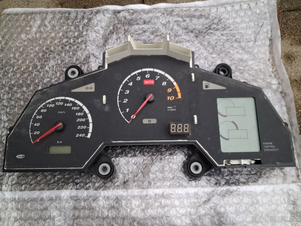 APRILIA ETV 1000 CAPONORD - 18