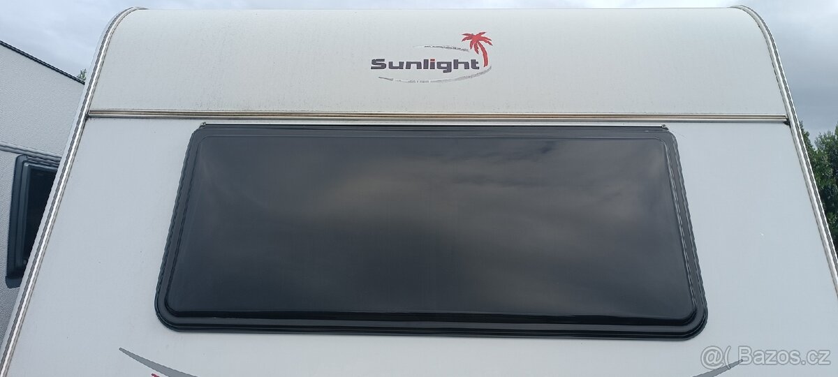 Karavan Sunlight Carado Capron 2015 - 18