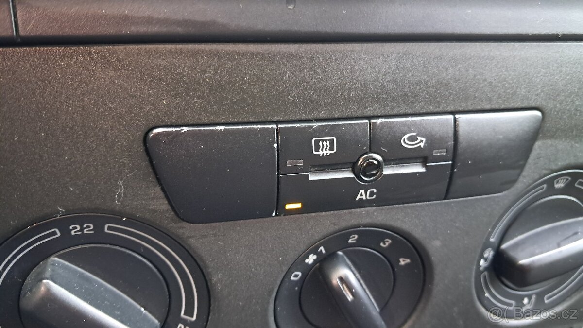 Škoda Octavia 1.6i / 75KW - 18