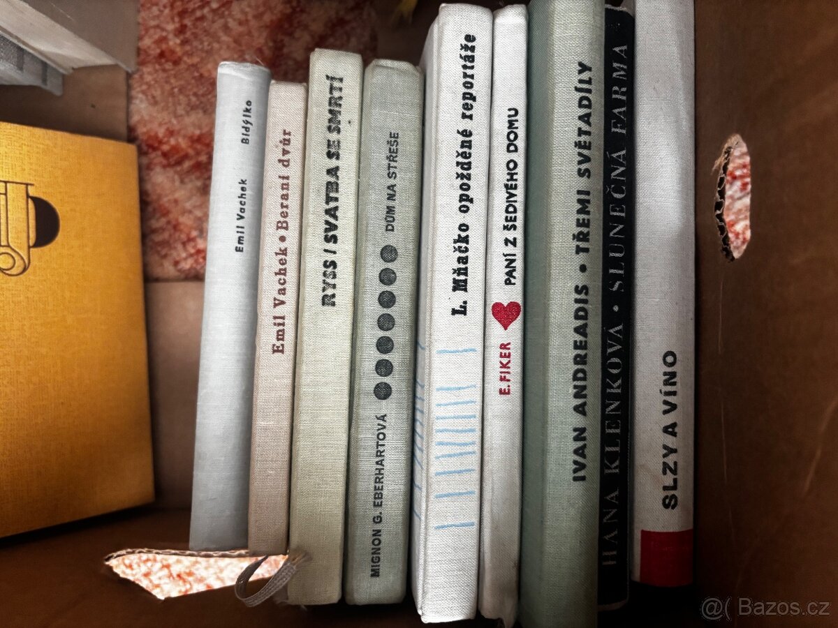 Mix knih cena od 10 Kč - 18