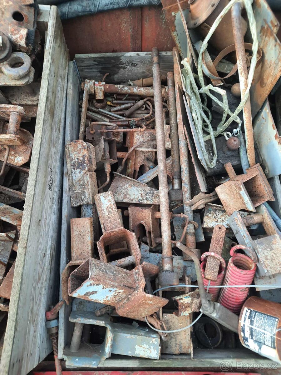 Karháky kovanie bočnic - 18