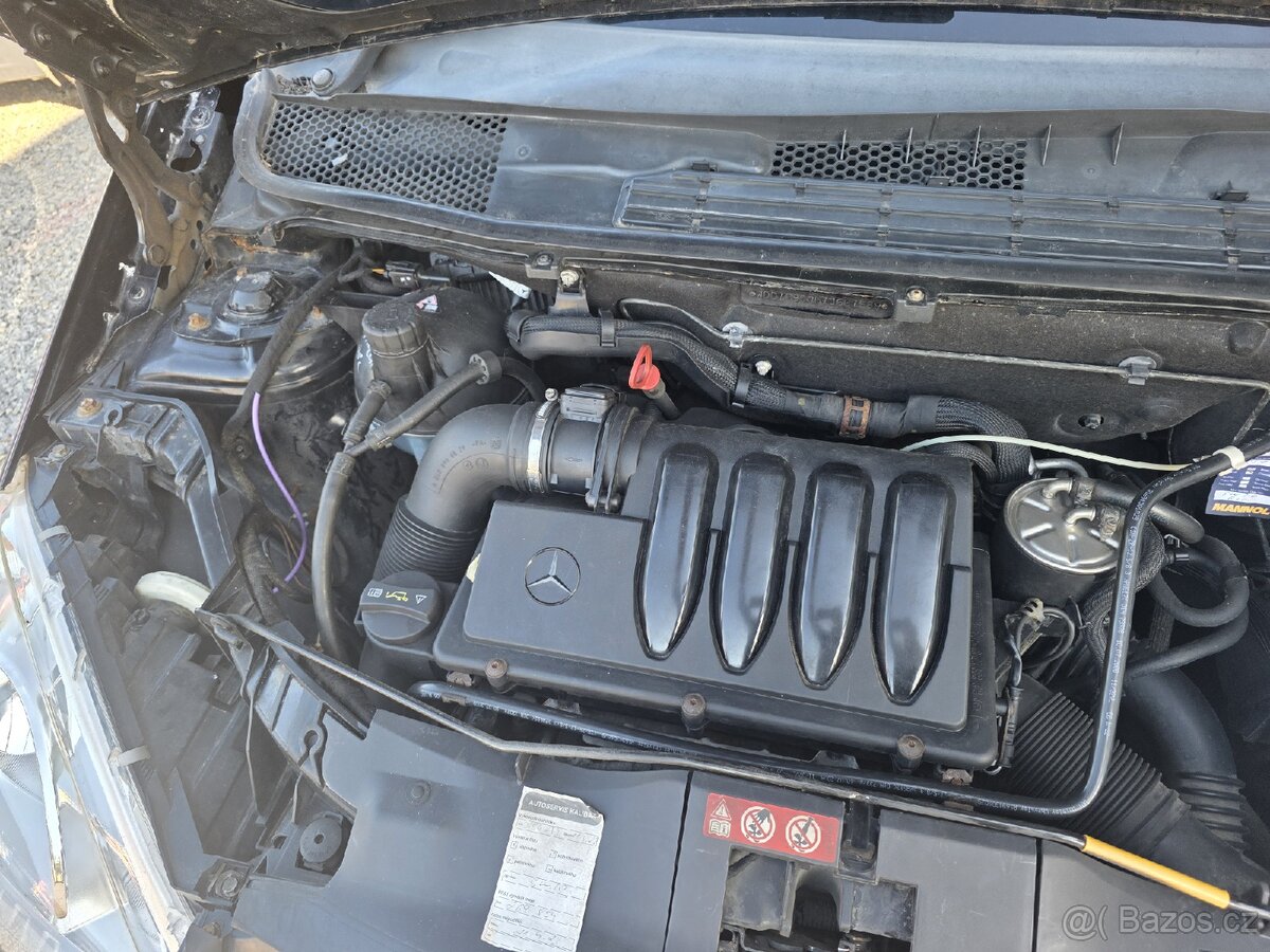 Mercedes-Benz Třídy A 160 D - 18