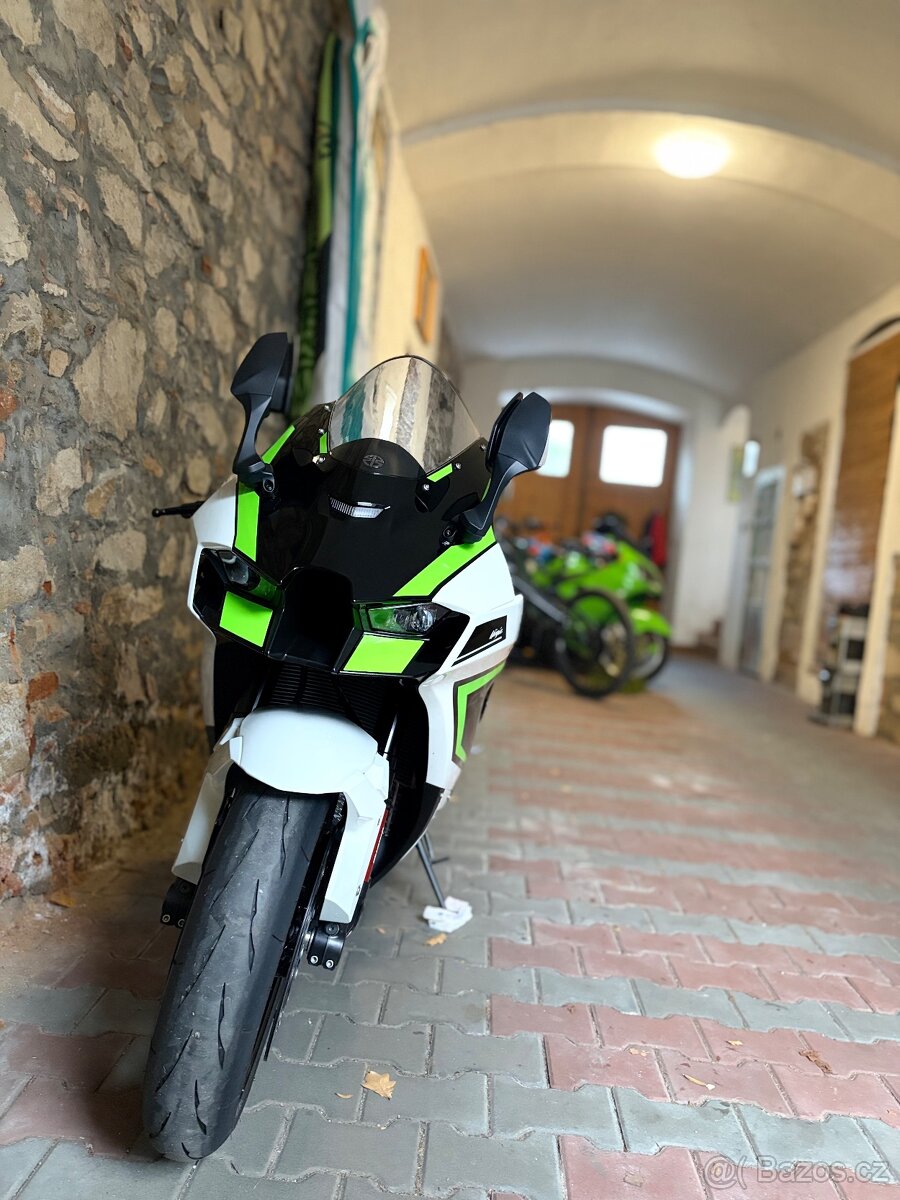 Kawasaki zx10r - 18