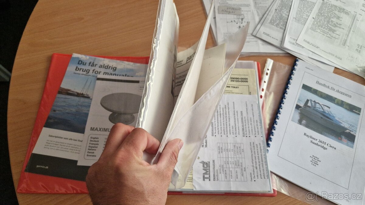 Bayliner Ciera 2655 + vlek 3.5T - posezónní sleva - 18