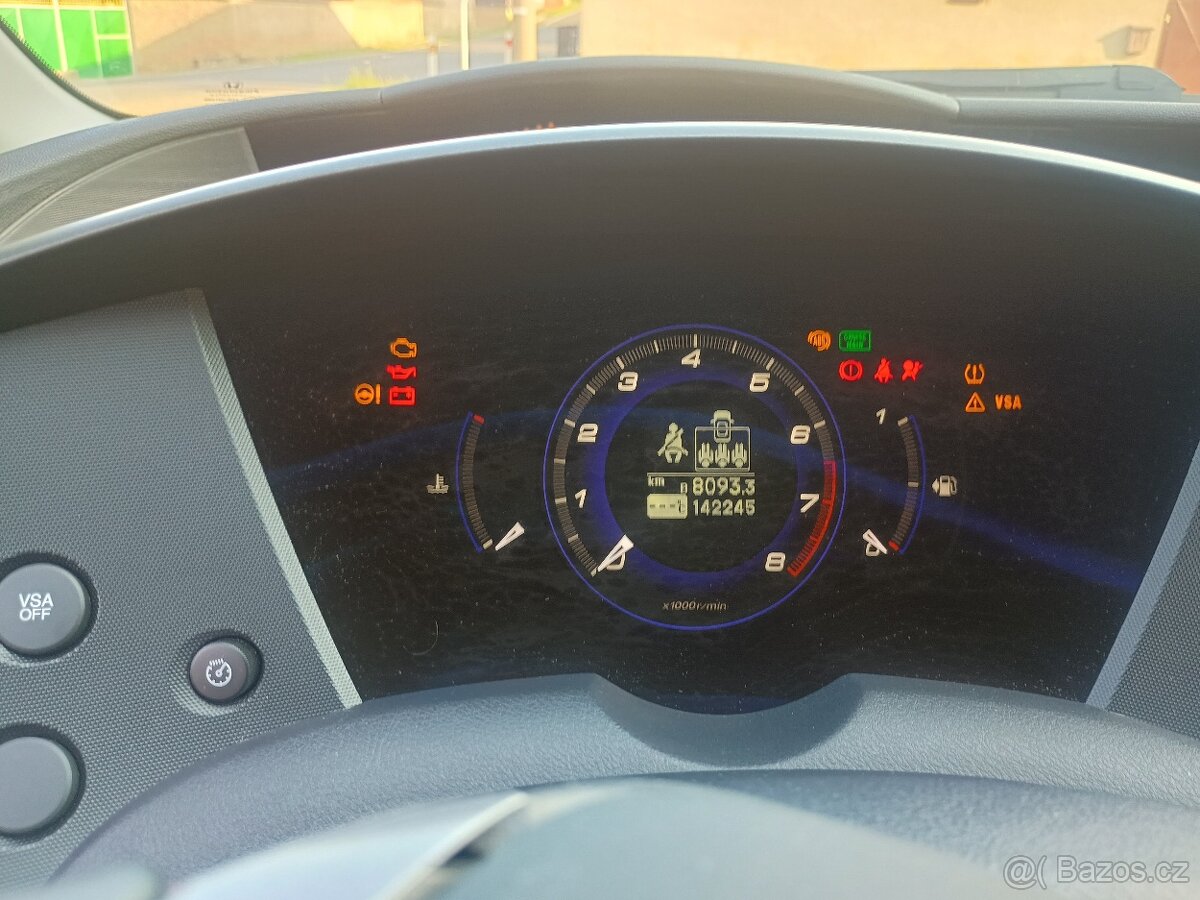 Honda CIVIC 1,4 i-VTEC - 18