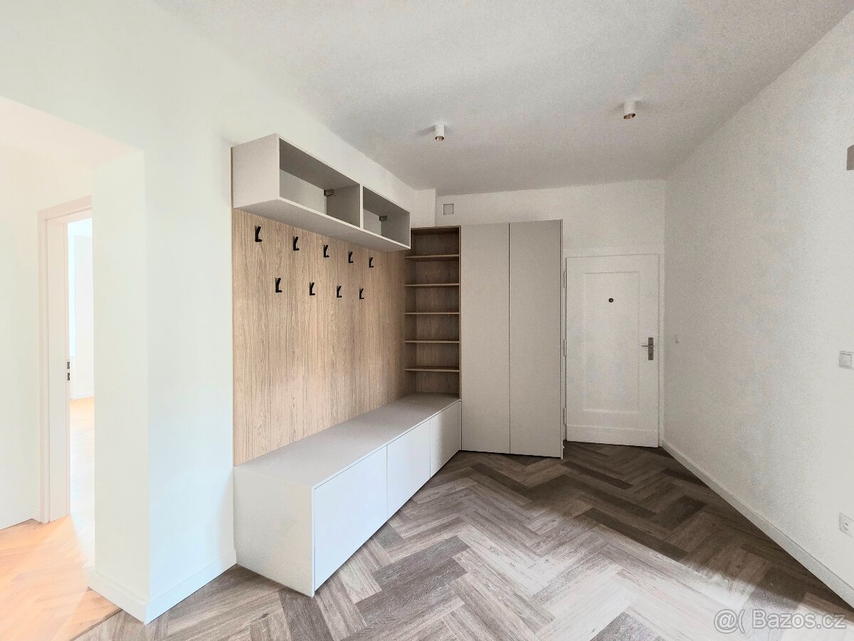 Pronájem bytu 3+1, 3 balkóny, Karlovo nám., Praha 2 - 18