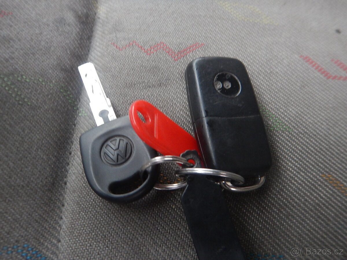 VW Transporter 2.5 TDI, 96 kW - 18