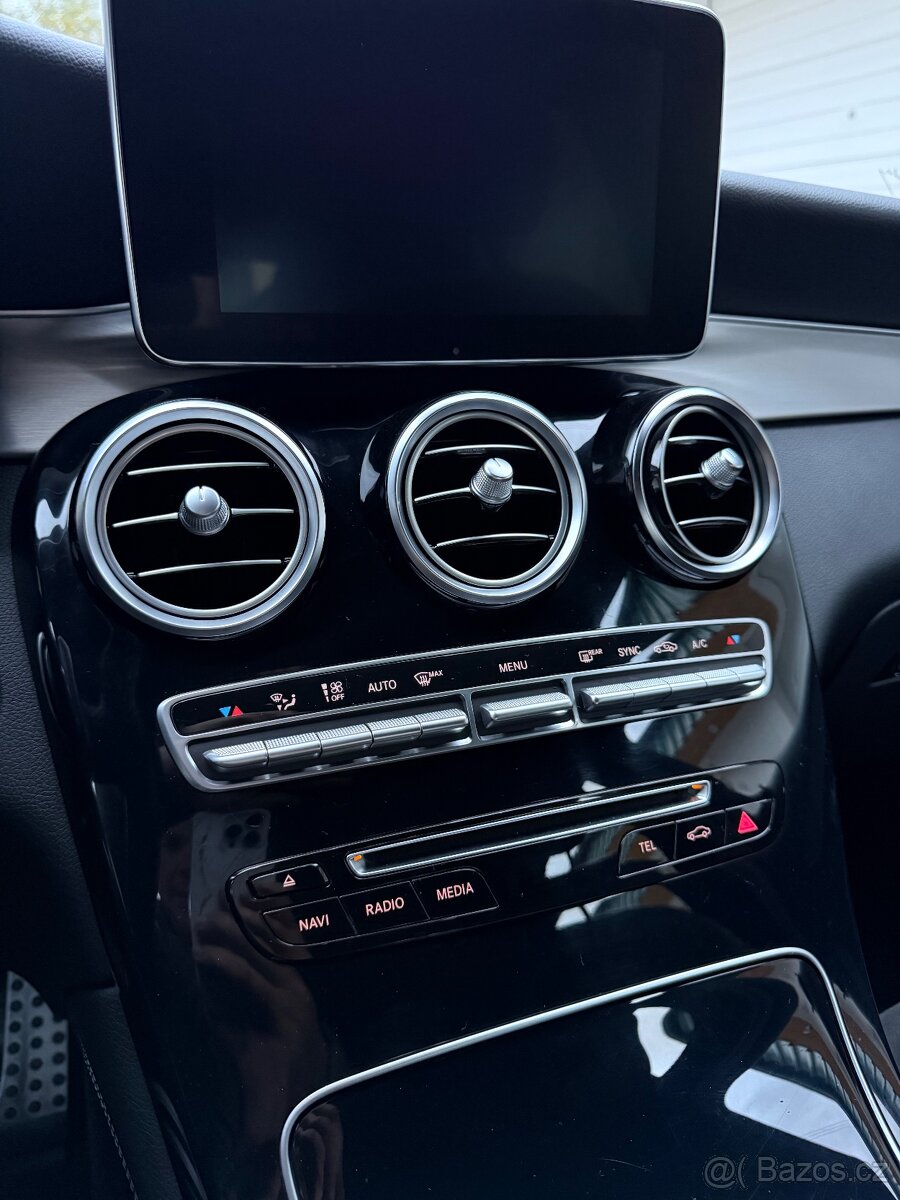 Mercedes GLC 250d 4Matic AMG - 18