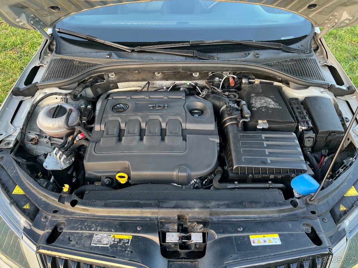 Škoda Octavia 3 RS Challenge 2.0TDI DSG 135kW - 18