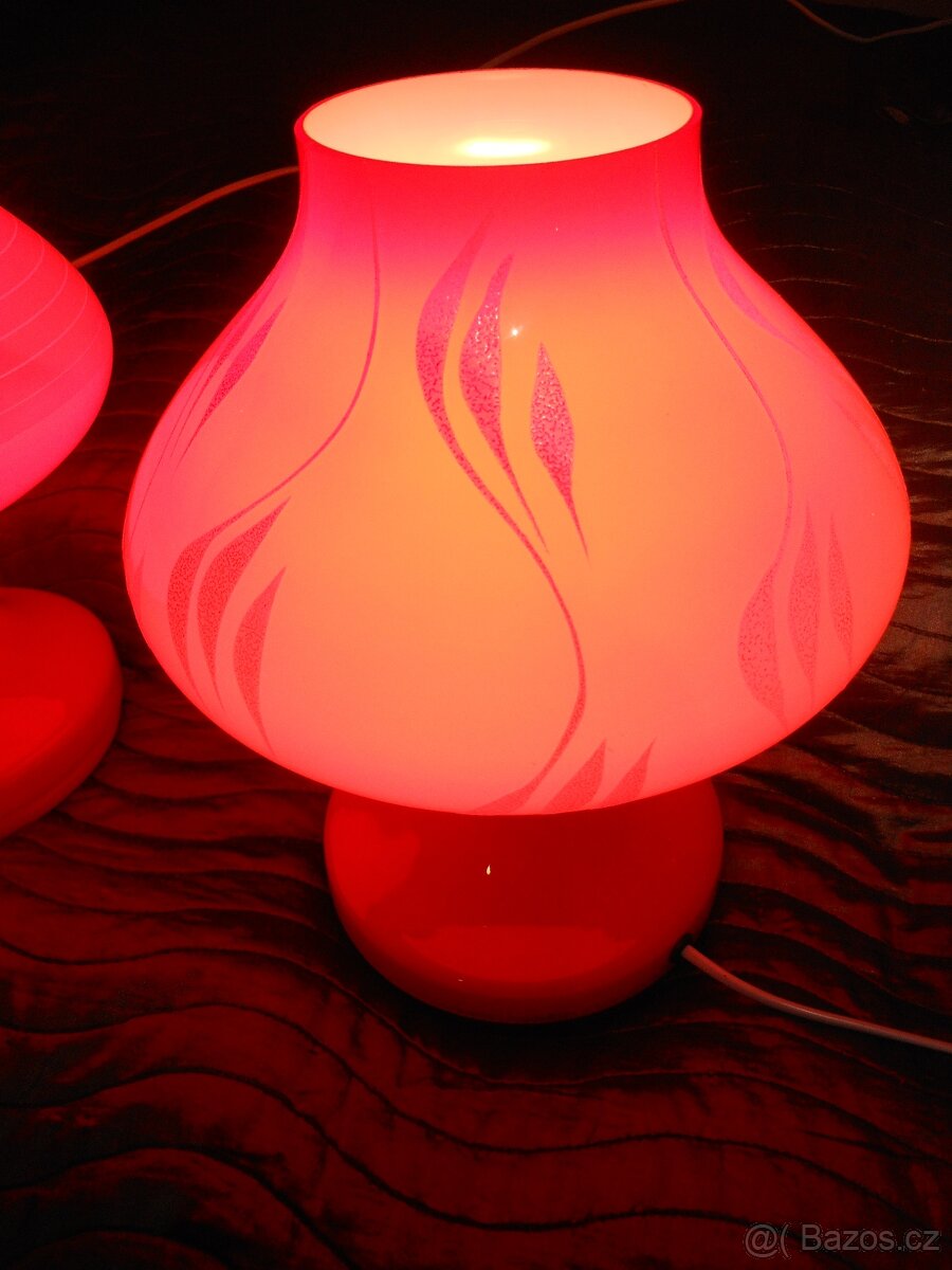 RETRO SKLENĚNÁ LAMPA - 18