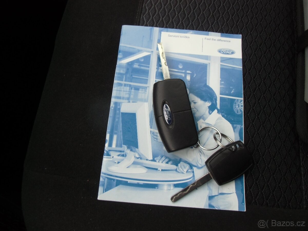 Ford C-MAX 1.8i TITANIUM - 18