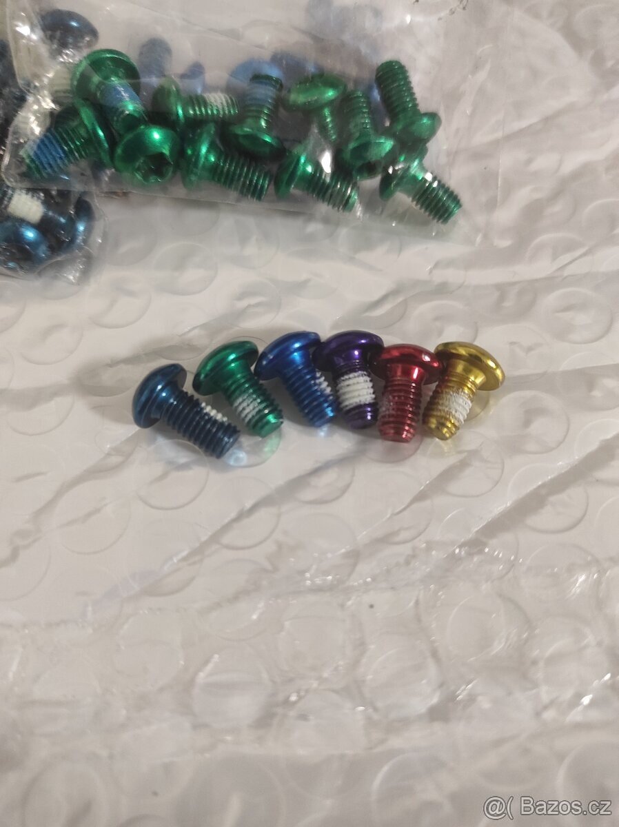 Brzdové kotouče uchycení 6der. A CL. 17 Sad. - 18