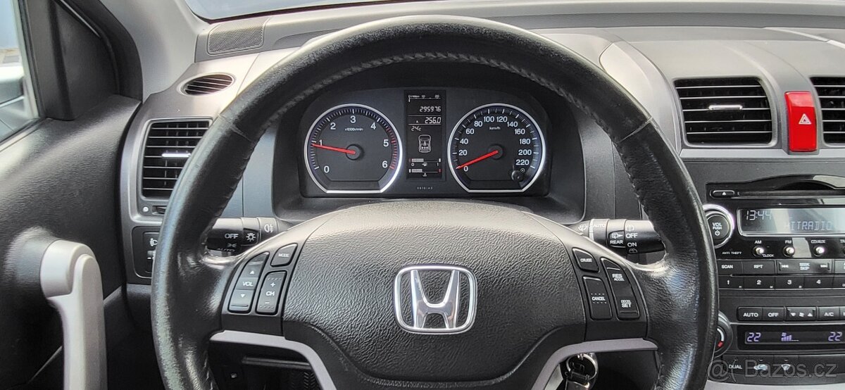 Honda CR-V 2,2 i-CTDi - 103kw. 4WD - 4X4. STK+EM do: 9/2027 - 18