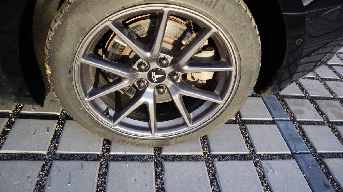 Tesla Model 3, 2021 Long Range AWD – 82 kWh - 18