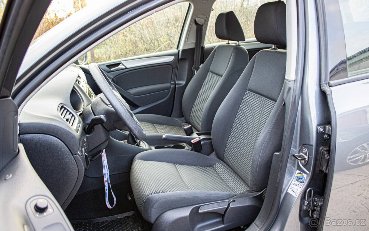 Volkswagen Golf 1.4 59kW M5 MODEL 2010 - 18