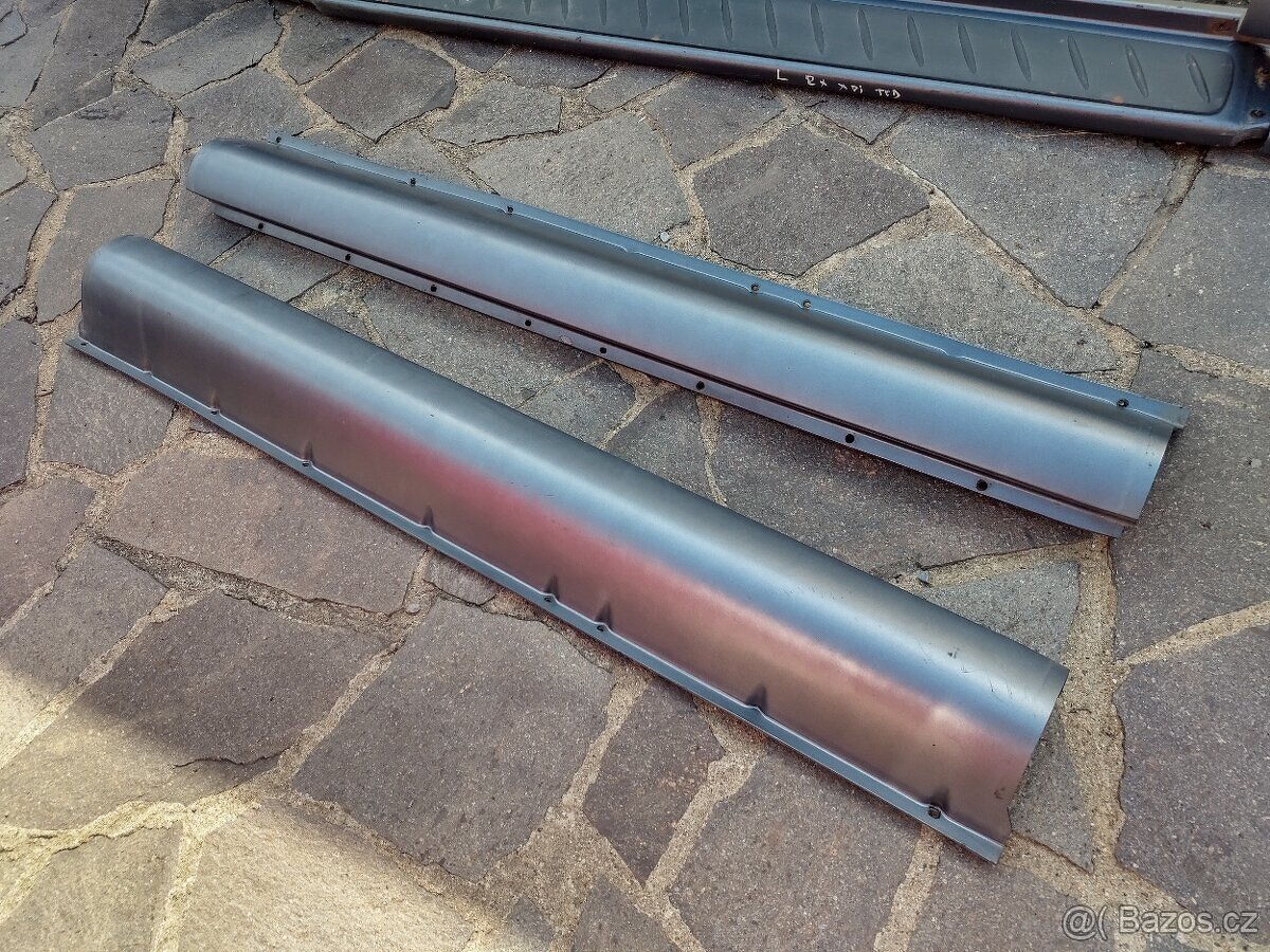 Nášlapy drobné poškození Ssangyong Rexton - 18