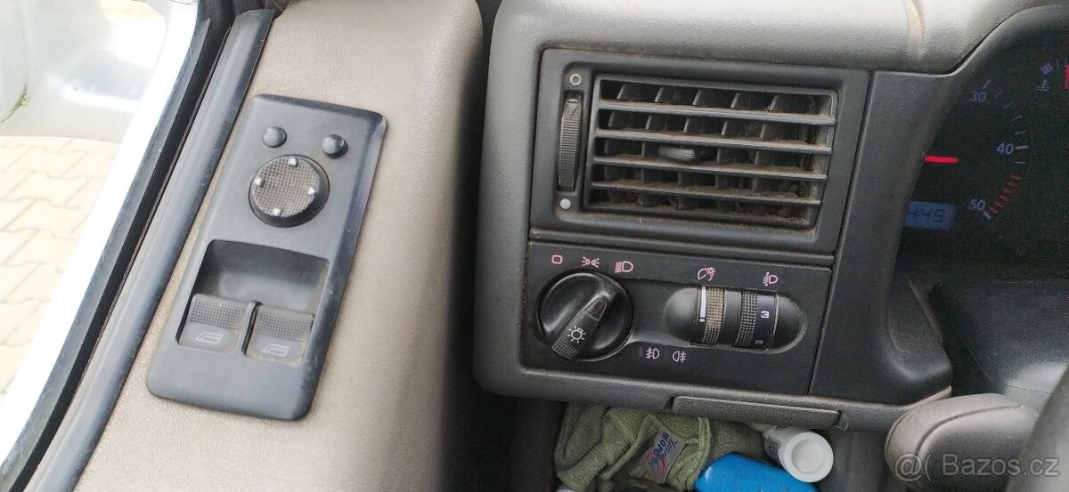 VW MULTIVAN T4 2,5TDi75kw,rv4/2000,7míst,2.MAJ,ALU,ZAHRADKA - 18