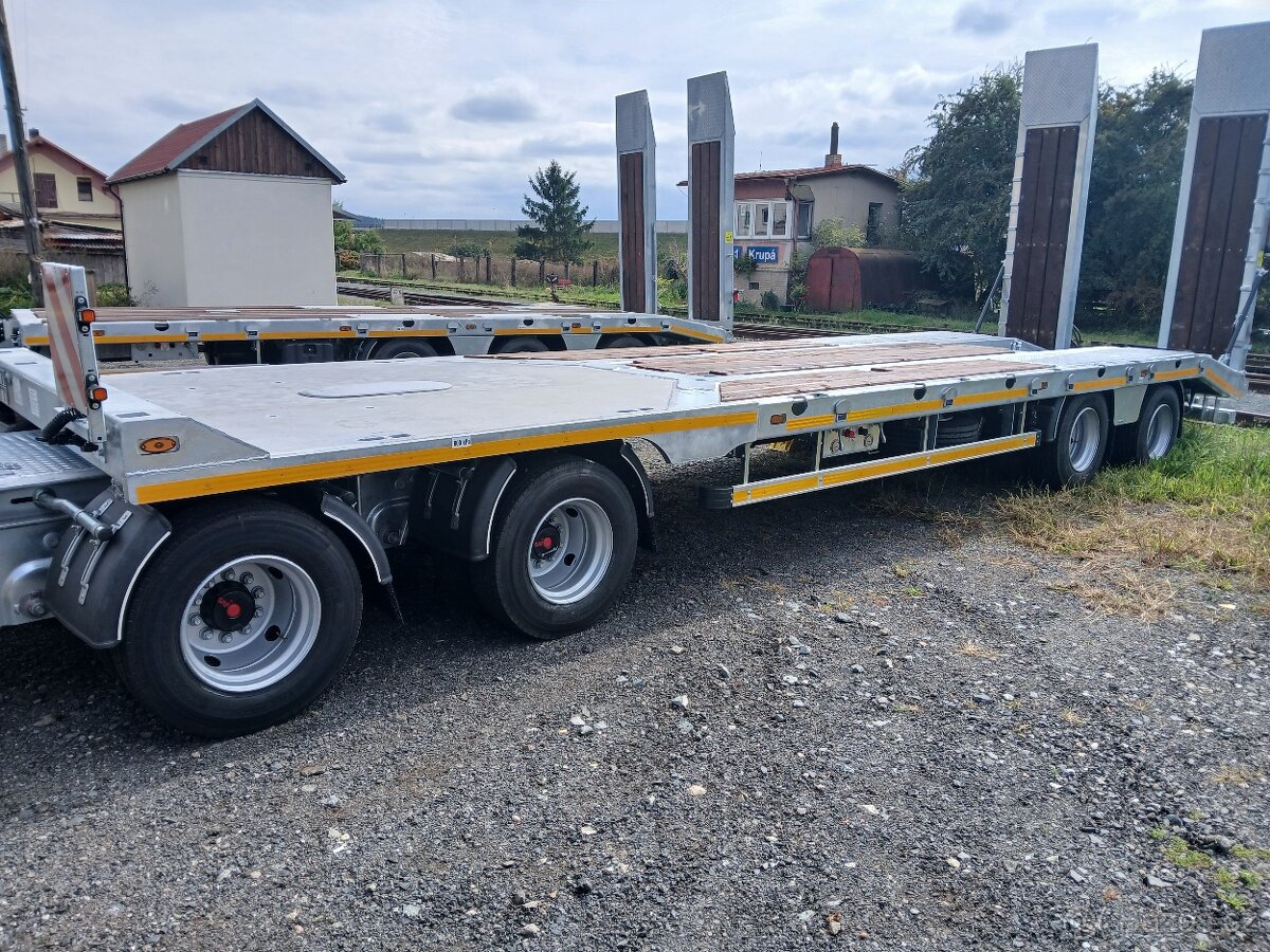 Přívěs na Harvestor vyvážečka - 18