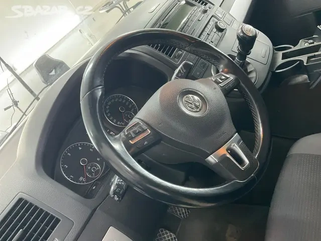 VW Multivan T5 2.0TDI 103kW Team Webasto,tažné,serviska - 18