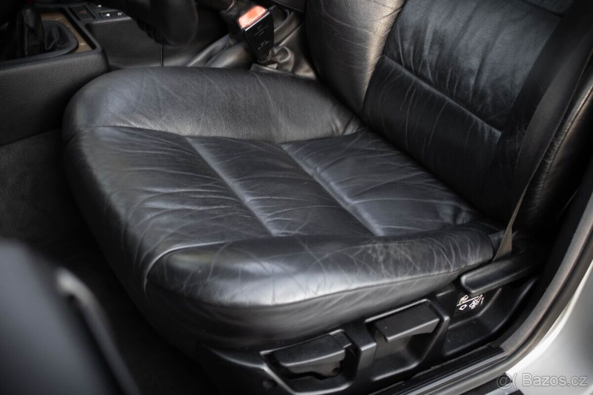 BMW 530i V8 160kw Touring E34 - 18