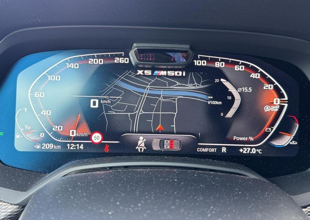 BMW X5, M50i V8 - 18