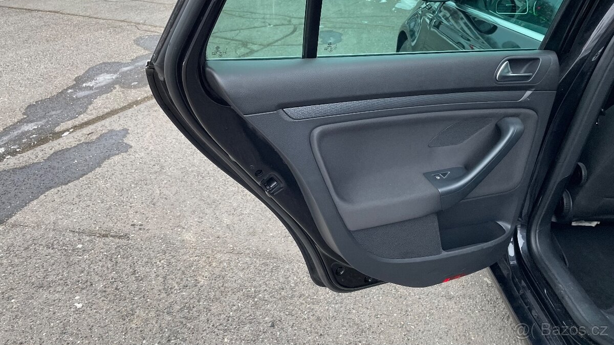 VW GOLF VI 1.6TDi STYLE CLIMATRONIC - 18