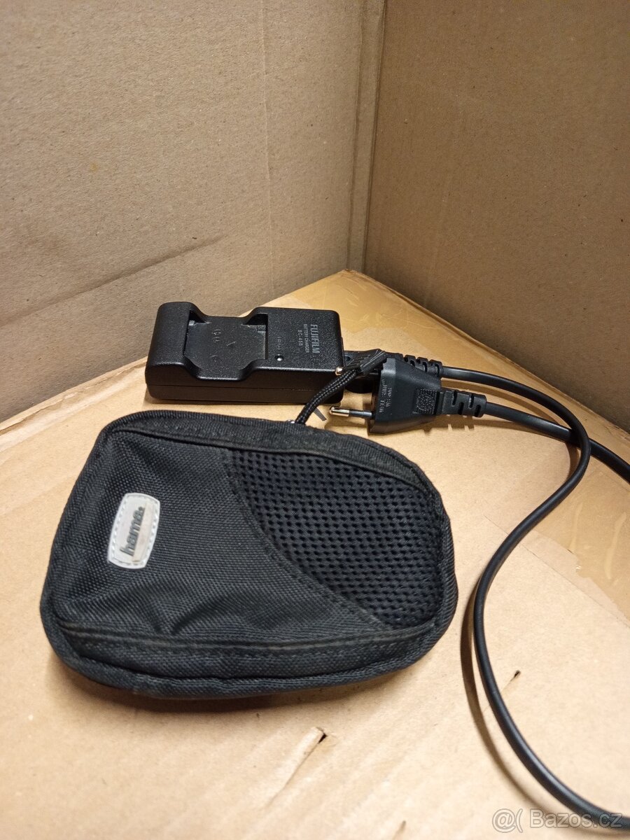 FUJIFILM FinePix XP140 - 18