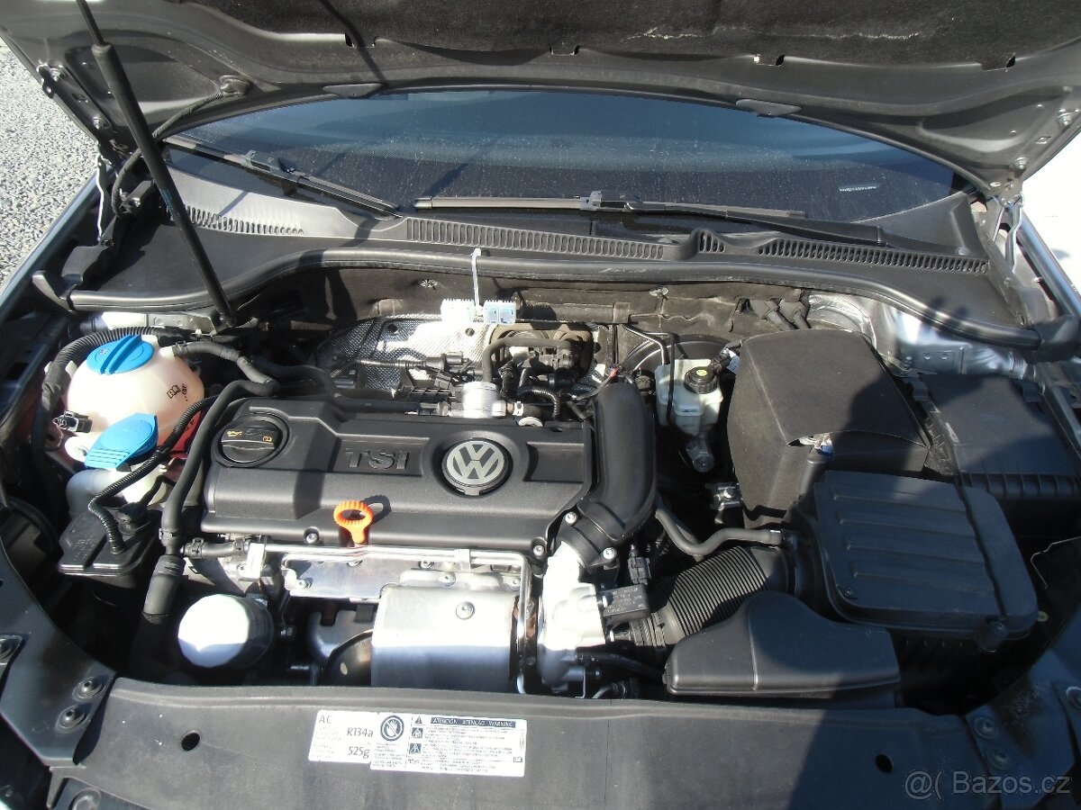 Volkswagen Golf 1.4 TSI Highline - 18