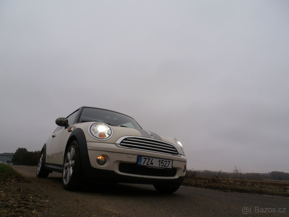 Mini Cooper Clubman 1.6 benzín /T.Z./ - 18