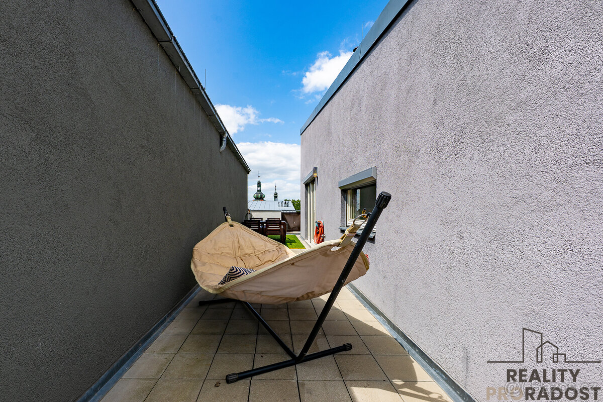 Prodej 3kk 90m2, s terasou 45m2, Uhříněves Ingrišova - 18