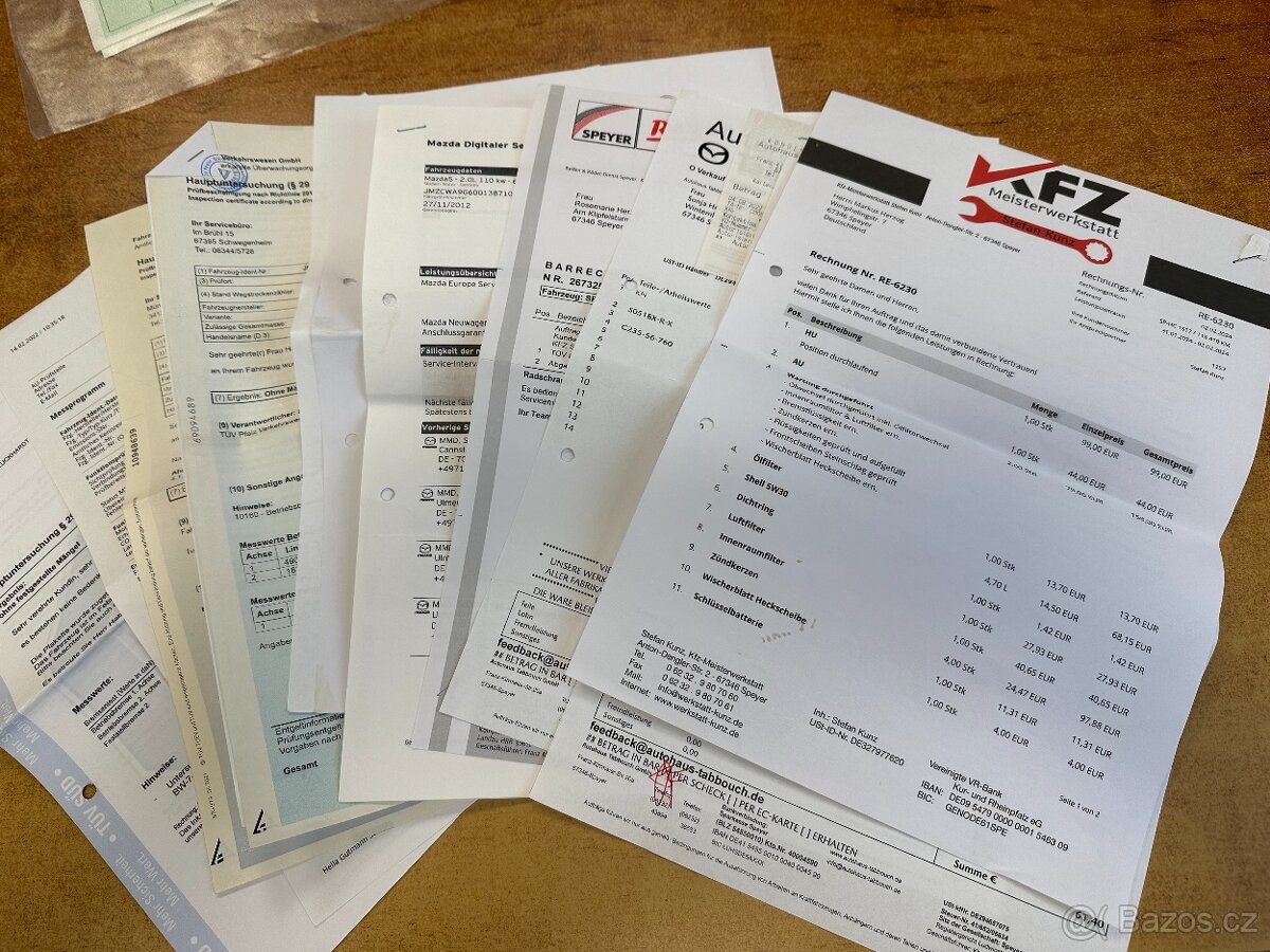 Mazda 5 2.0 110kW 2012 136289km 7.míst - 18