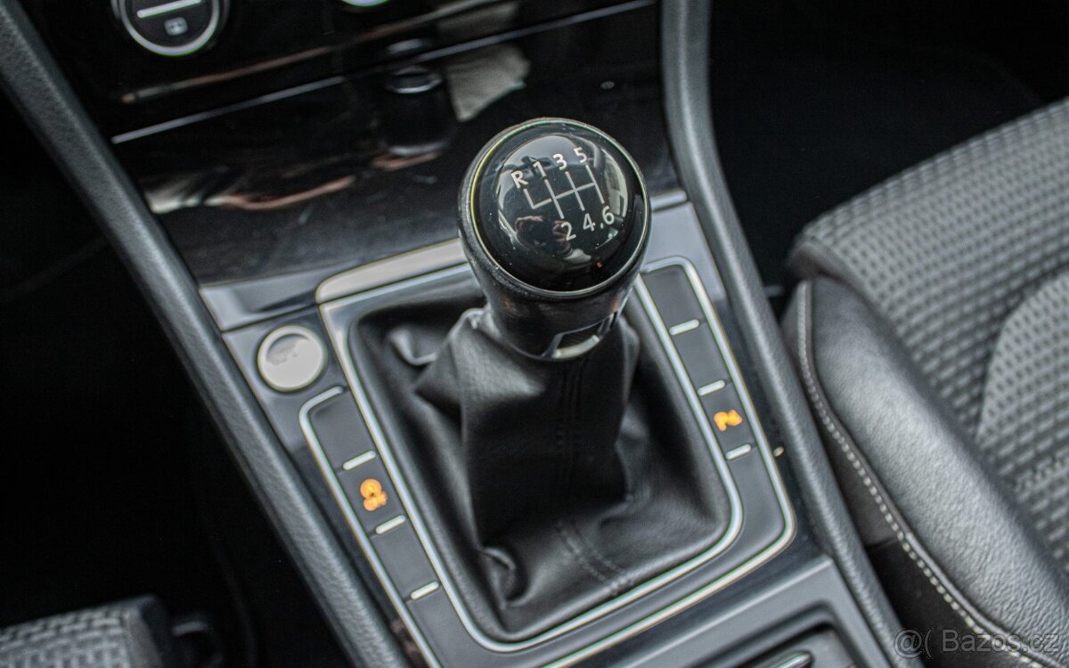 Volkswagen Golf 7 1.4TSI 125k R-Line Highline M6 (SK pôvod) - 18