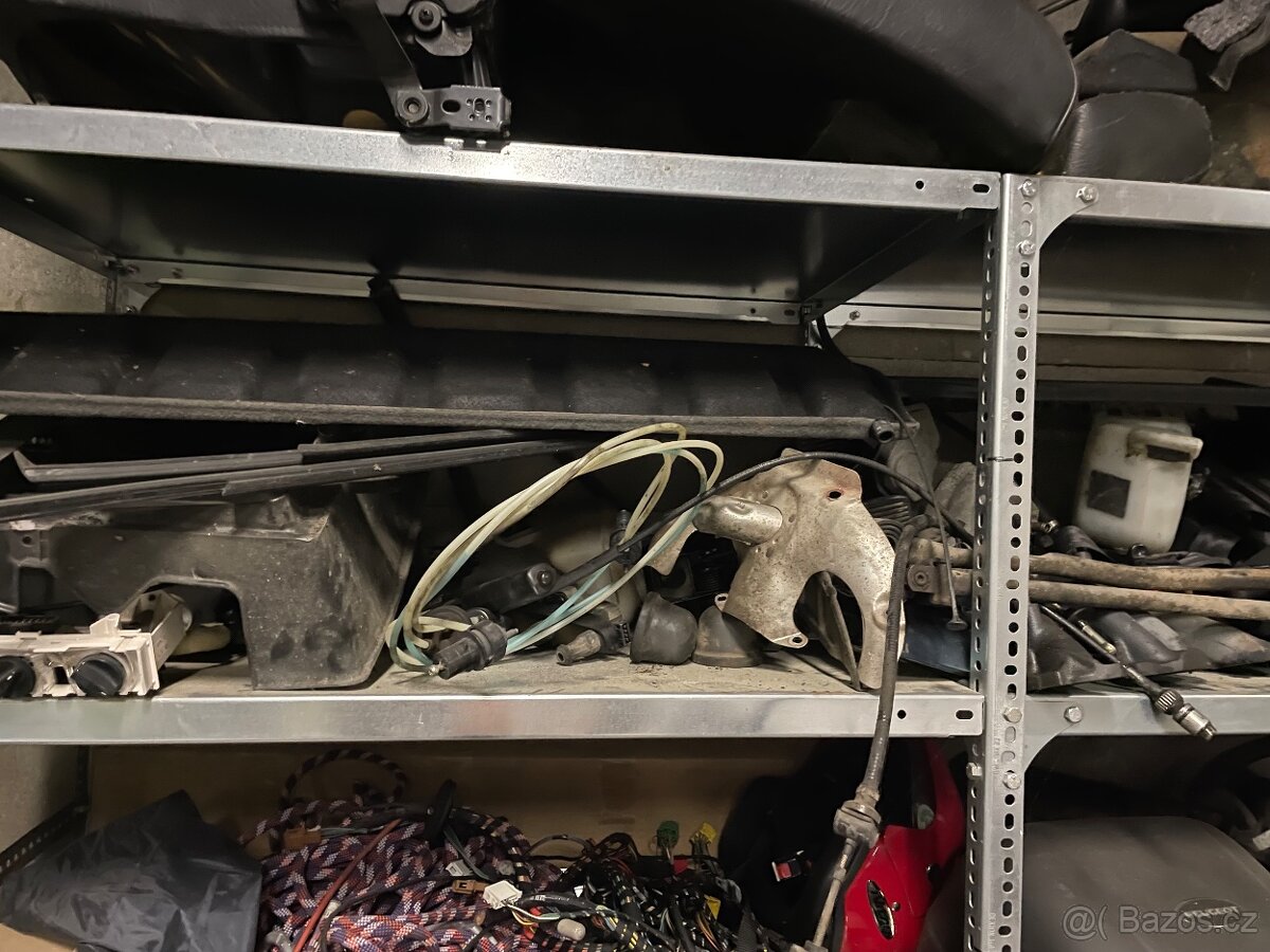 VW Caddy mk1 1.6 benzín více kusů, 2x doklady - 18