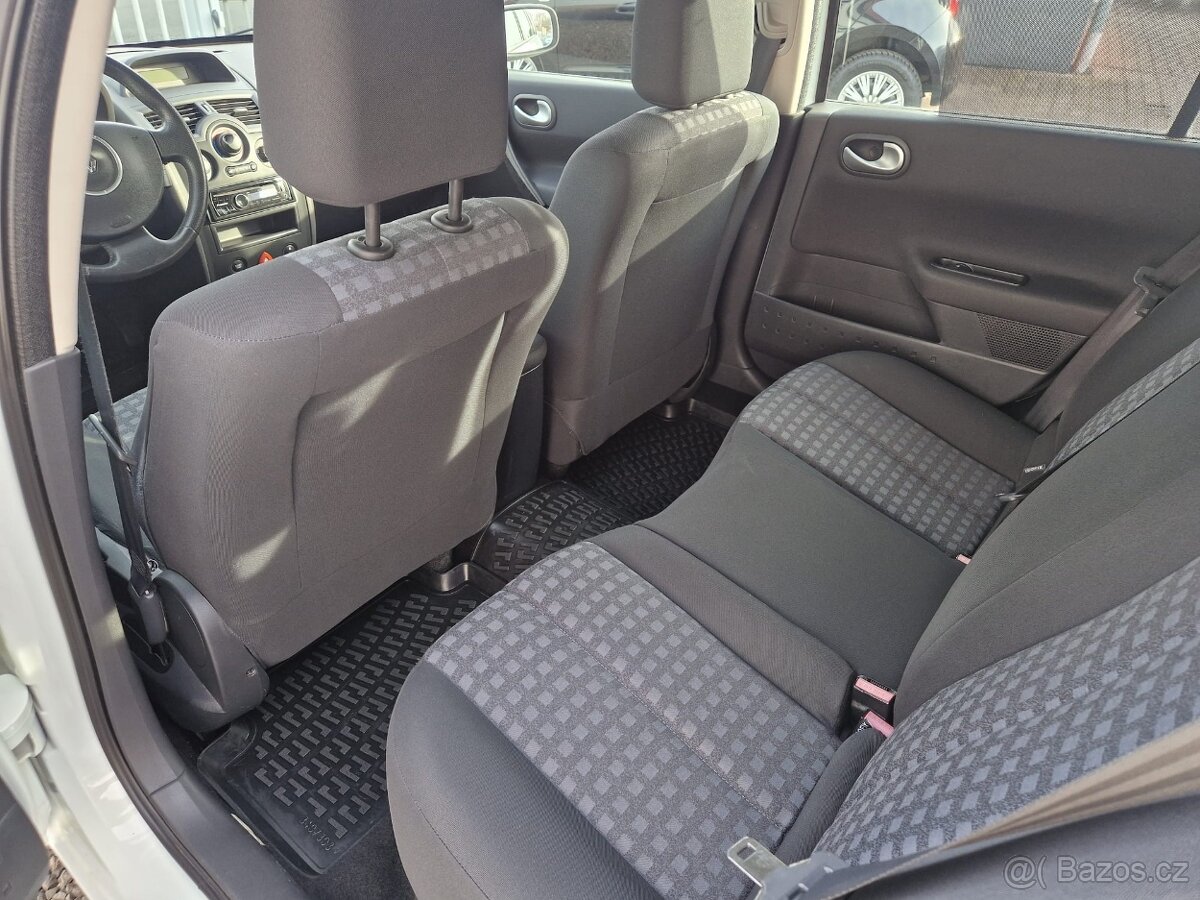 Renault Mégane, Grandtour 1,6, SERVISKA - 18