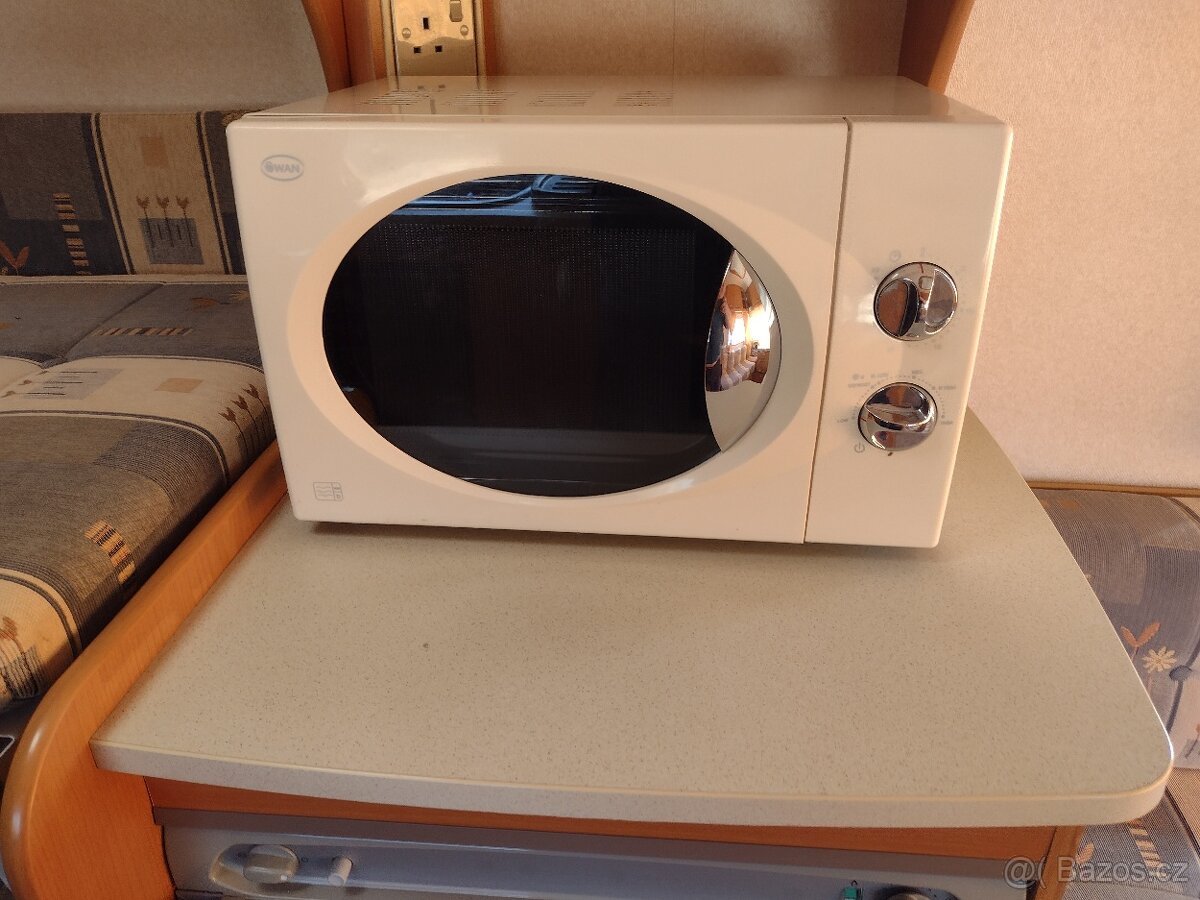 Karavan Bailey 550/6 - 18